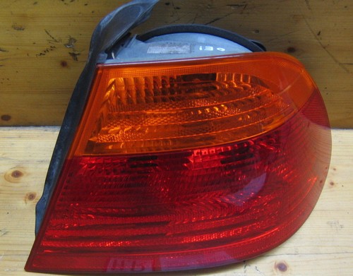 Rücklicht Heckleuchte Außen 63218383099 BMW E46 3er Limousine Vorfacelift