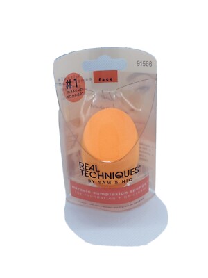 Real Techniques by Sam & Nic Miracle Complexion Beauty Sponge Makeup Blender