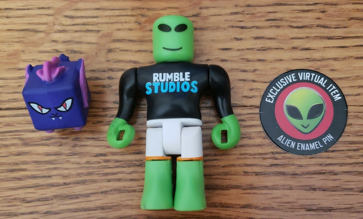 Roblox Series 11 Omacka Muratowith Figure With Unused Virtual