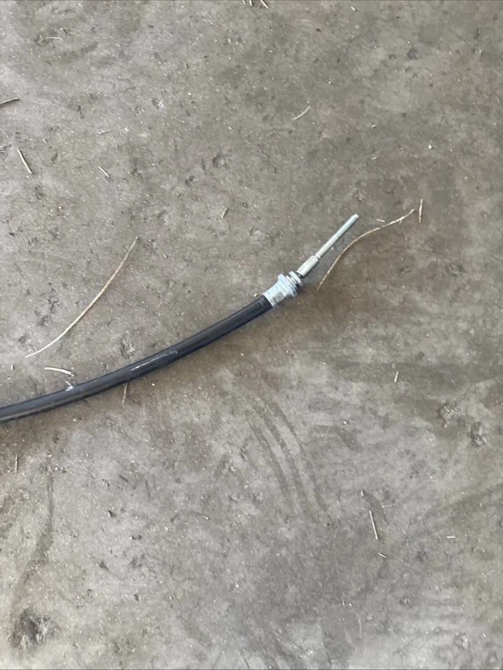 07-17 Infiniti G35 G37 QX70 Sedán Tracción trasera 7at Cable de freno de estacionamiento delantero 36402-JK600 Foto 2 de 4