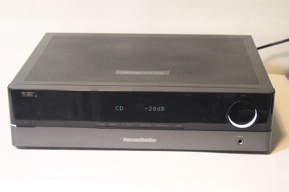 Amplificatore Stereo Harman Kardon HK 980 120Watt x 2 - 4 -8 Ohm - Immagine 2 di 4