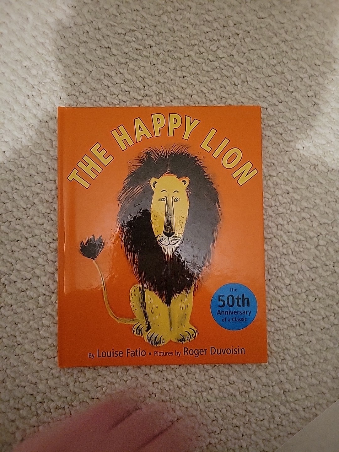 Vintage THE HAPPY LION by Louise Fatio, Roger Duvoisin, Copyright 1954 Hardcover
