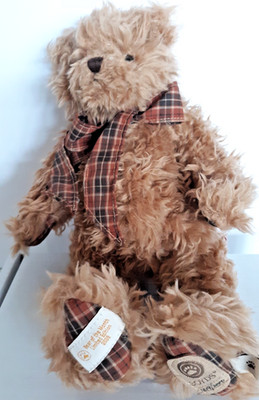 Boyds Bear Mr Pumpkin 2009 Bear of the Month # 1419/2000...11'' tall