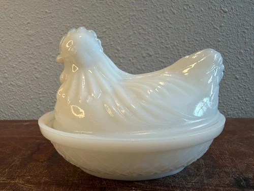 Hazel-Atlas Vintage White Milk Glass Hen On Nest Basket Weave Base, Small Dish