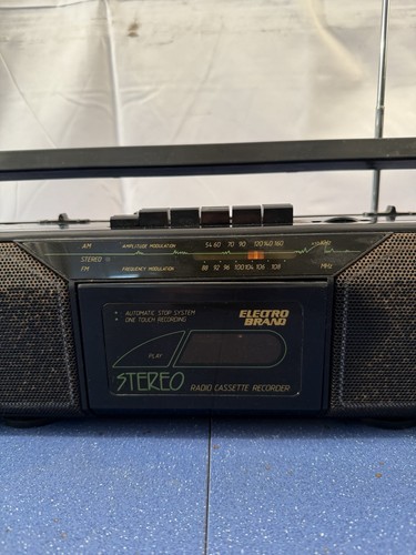 NEW Electro Brand 7403 Stereo AM FM Radio Cassette Recorder | POWERS ON UNTESTED - Picture 3 of 9