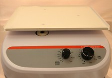 Adjustable variable speed oscillator orbital rotator shaker lab destaining New