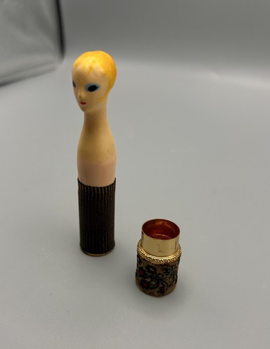 Vintage Revlon Couturine Doll Lipstick Case 0538 1961 - Rare Base - Picture 6 of 7