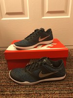 Nike Studio Trainer 2 Women's Sports Shoes Uk 7 Nike Studio Trainer 2 Women's Sports Shoes Uk 7