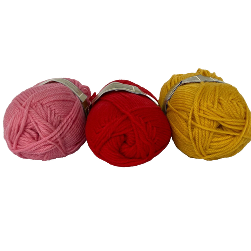 VTG Bucilla Superwash 100% Wool Yarn 2 oz 135 yd Colors 18/8/3 - Lot of 3 Skeins - Picture 5 of 5