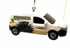 2018 Renault Kangoo Delivery Van Christmas Ornament 1:64 White