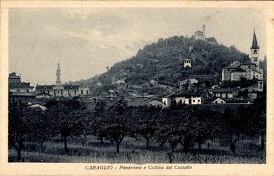 Postcard Caraglio Piemonte, Panorama e Collina del Castello - 4220635