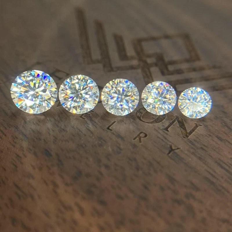 GRA Certified Loose Moissanite Round Stones D VVS1 All Sizes - Image 2 of 4