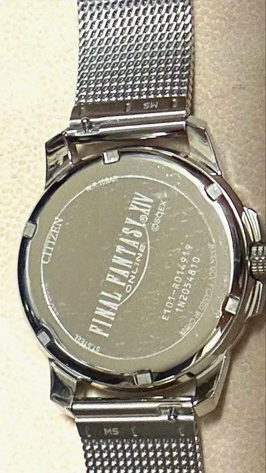 Reloj Citizen Final Fantasy XIV Colaboración LIGHT FF14 Caja Limitada Casi Como Nuevo Foto 3 de 4