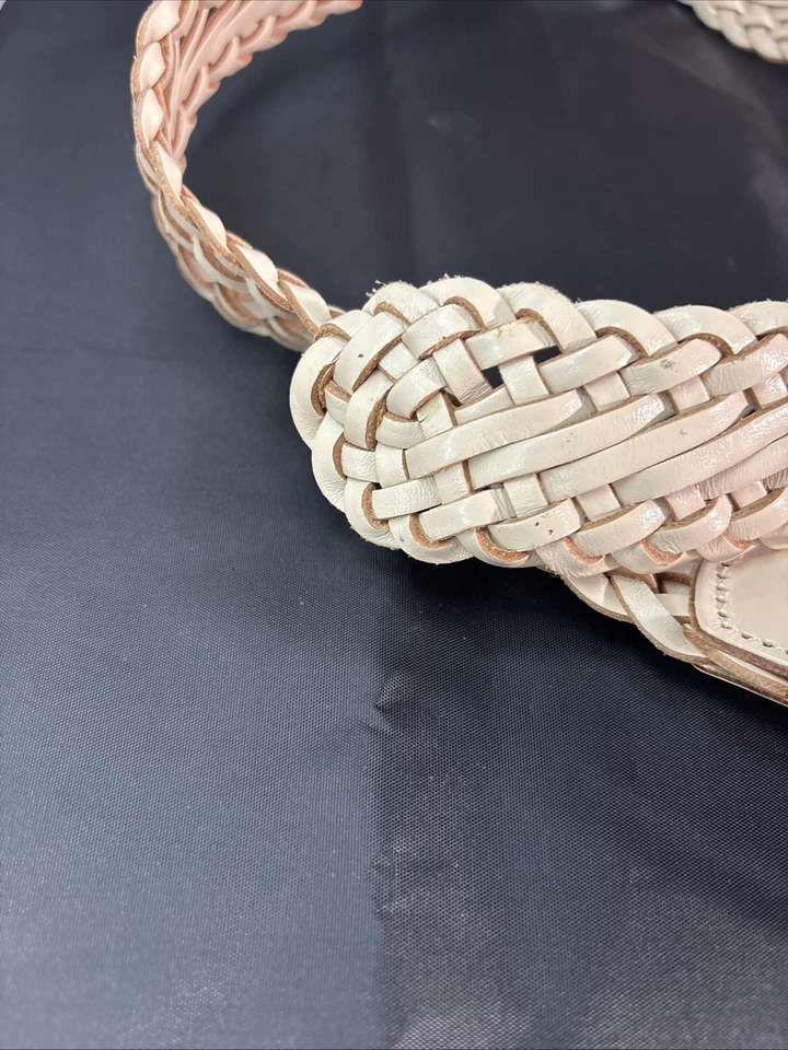Cinturón de diseño trenzado crema/blanco roto con hebilla de latón talla xs Foto 3 de 4