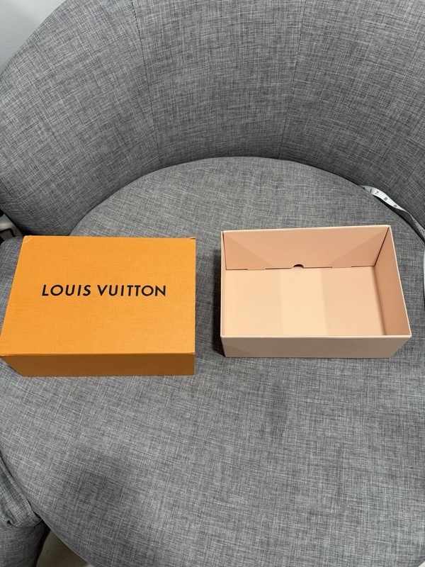 Louis Vuitton LV Gift Box Magnetic, Empty 12x8.5x5