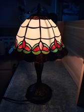 Vntg Dale Tiffany Stained Glass Table Lamp Signed Floral Border Bronze Base 17"