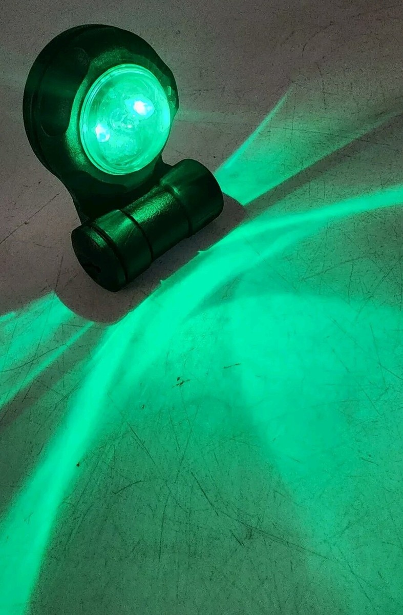VIP Signal Light Adventure Light Takes 3V Lithium Battery 2/3A OEM
