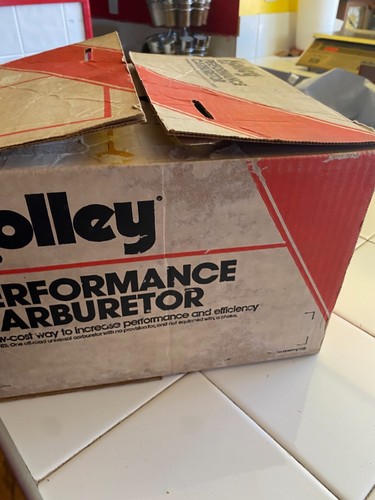 New in Open Box Holler 4 Barrel Carburetor 0-977 For Your Hot Rod6 - Picture 13 of 15