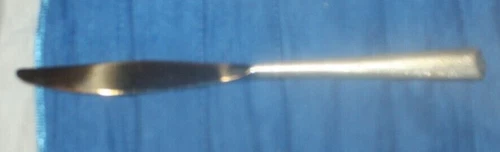 VINTAGE WALLACE ROYAL SATIN STERLING SILVER HANDLE KNIFE NO MONO