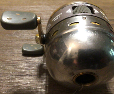 Moulinet De Pêche Vintage Shakespeare Synergy 4002ti - Ratio 3.2:1 - Acier Et Titane - Occasion