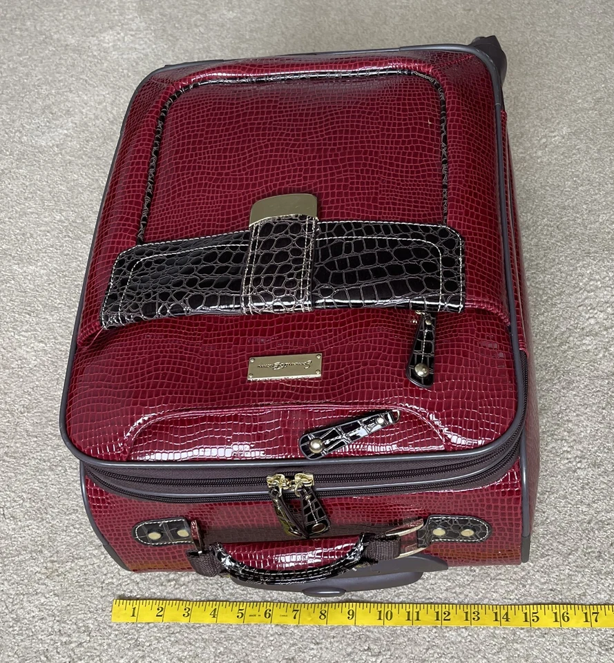 Nice Suitcase Samantha Brown Exp Spinner Embossed Faux Leather Croc Luggage NY - Image 4 of 4