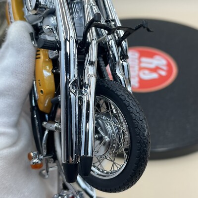 MINICHAMPS 1/12 Suzuki GT 750J Water Cooled 1972 Gold Yellow