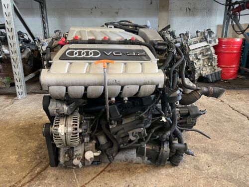 Motor Audi A3 3,2 V6 Motor - BDB - 184KW 250PS R32 -114tkm GUM Getriebe - Bild 1 von 5
