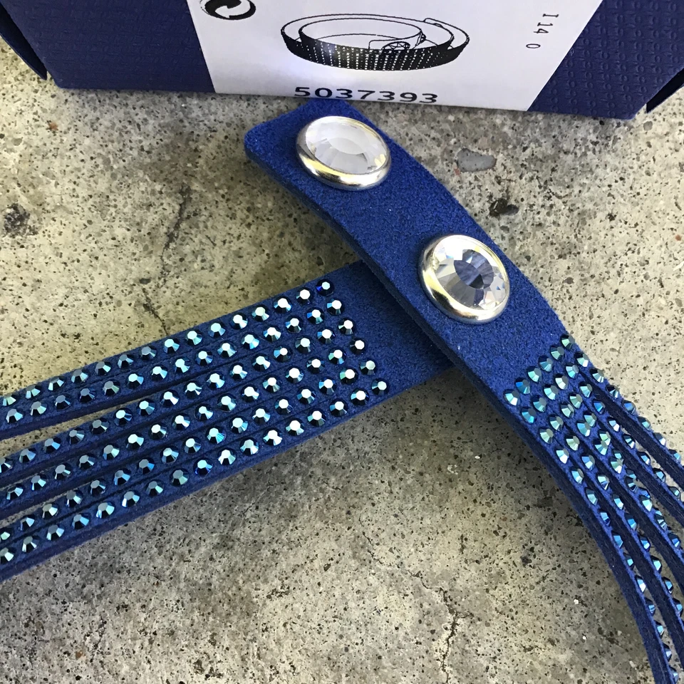 Pulseira SWAROVSKI Slake azul cristais mistos 16" envoltório de couro camurça ao redor com caixa - Imagem 3 de 4