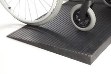 Rubber Threshold Ramps 74mm - 100mm 1000kg Capacity Rubber Kerb Ramp