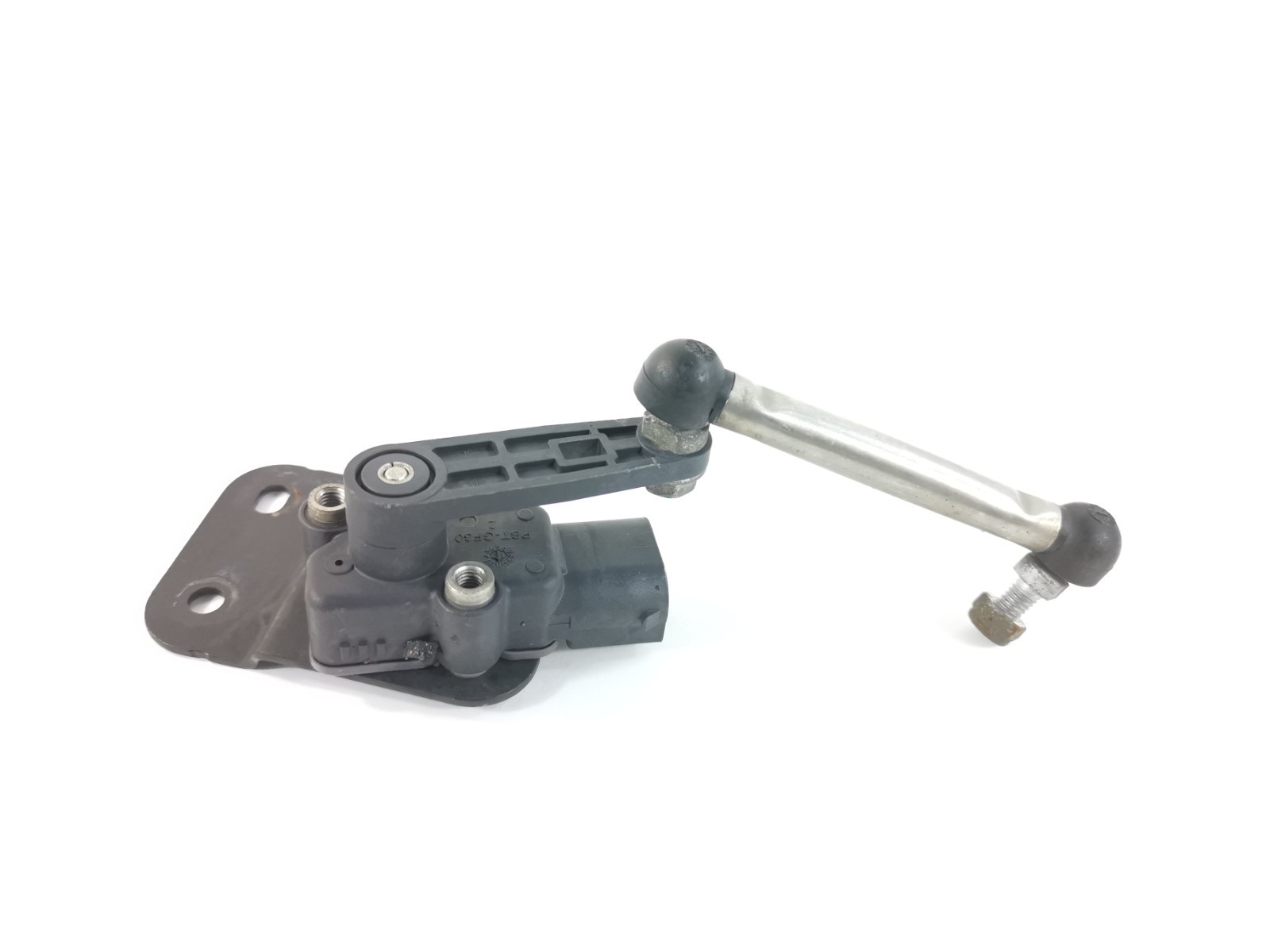 Maserati Levante 2018 Front Left Ride height sensor P/N 670037526
