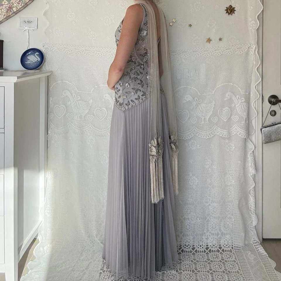 90s / Y2K Sue Wong silver floral beaded and sequin maxi dress with fringe scarf - Image 3 of 4