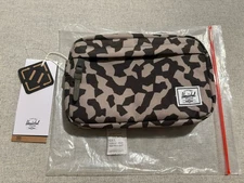 Herchel Chapter Travel Kit Bag, Color: Shadow Pixel, ***BRAND NEW - RARE DESIGN!