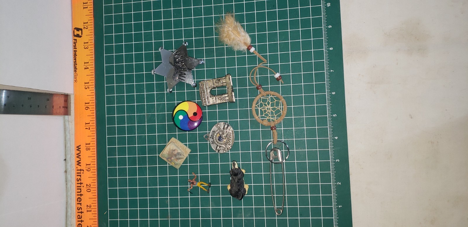 Picture 1 of 3