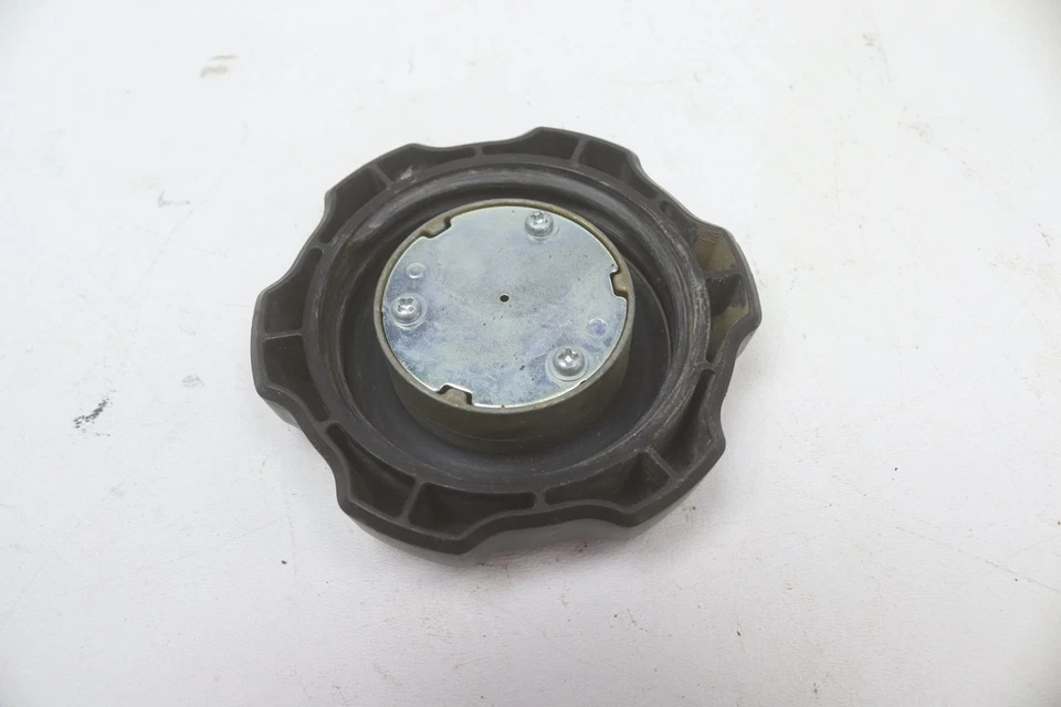 Yamaha Rhino 660 06 Gas Cap 2P5-24610-00-00 52467 Foto 2 de 2
