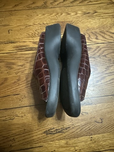 Tatami by Birkenstock Slip On Open Toe Leather Faux Croc Brown Sandal Mule 9 - Picture 8 of 9