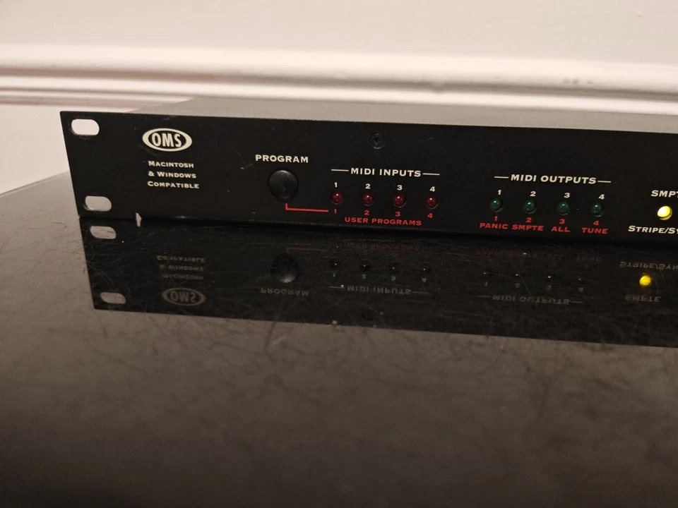 OPCODE STUDIO 64X 64-KANAL MIDI INTERFACE & PATCHBAY für MAC & PC - Bild 2 von 4