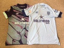 2 X BRENTFORD FC FUSSBALL OBERTEILE.