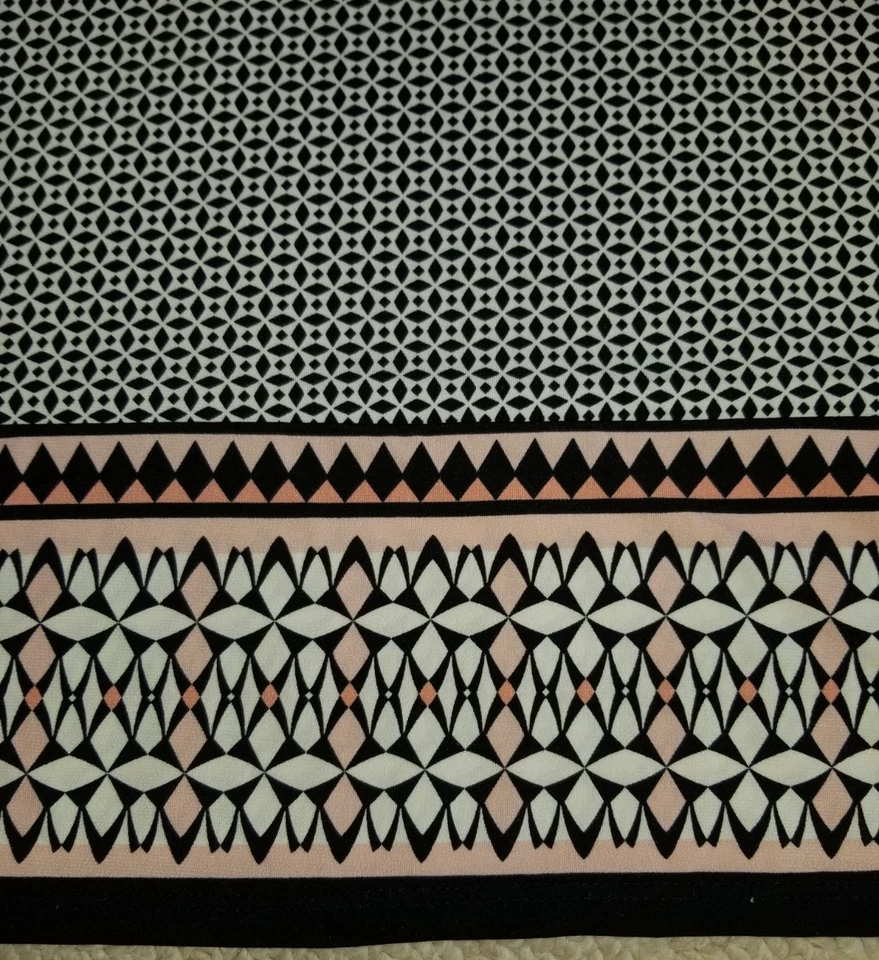 Vestido Mujer-STUDIO M/MAX STUDIO-rosa/blanco/negro estampado geométrico cambio-S Foto 3 de 4