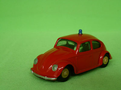 GAMA MINI-MOD VW VOLKSWAGEN BEETLE KAFER FIRE BRIGADE -RED 1:43- GOOD - 504