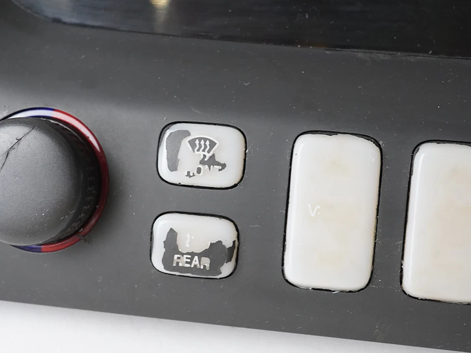 Unidad de interruptor de control de temperatura climatizado calentador Cadillac Deville 2000-2005 OEM Foto 3 de 4