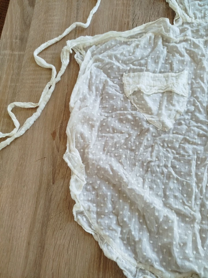 Vintage Children's Women's School Apron. Czechoslovakia. 1970-80 Original DM - Image 4 of 4