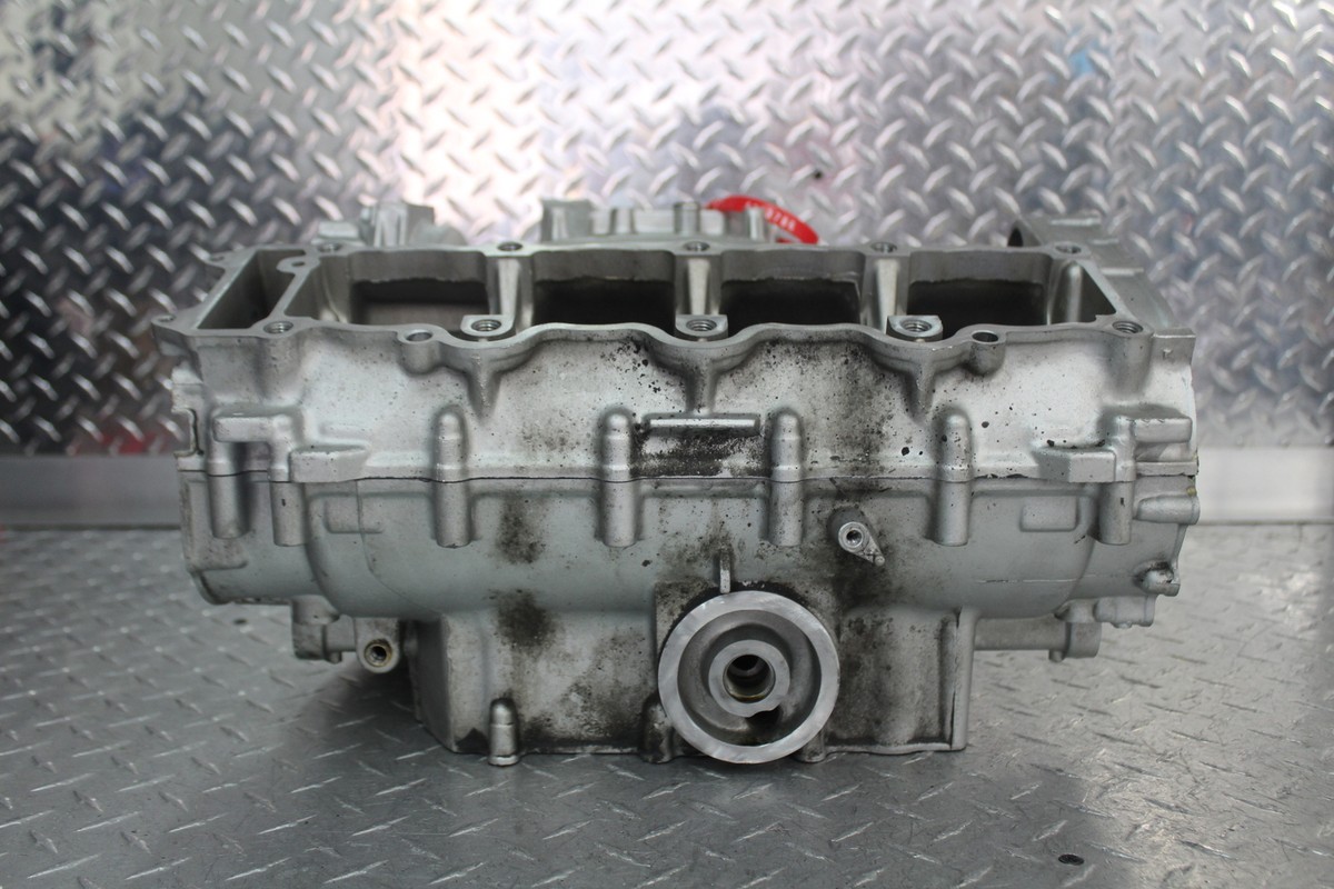 2001 KAWASAKI NINJA ZX9R ZX900F ENGINE MOTOR CRANKCASE CRANK CASES