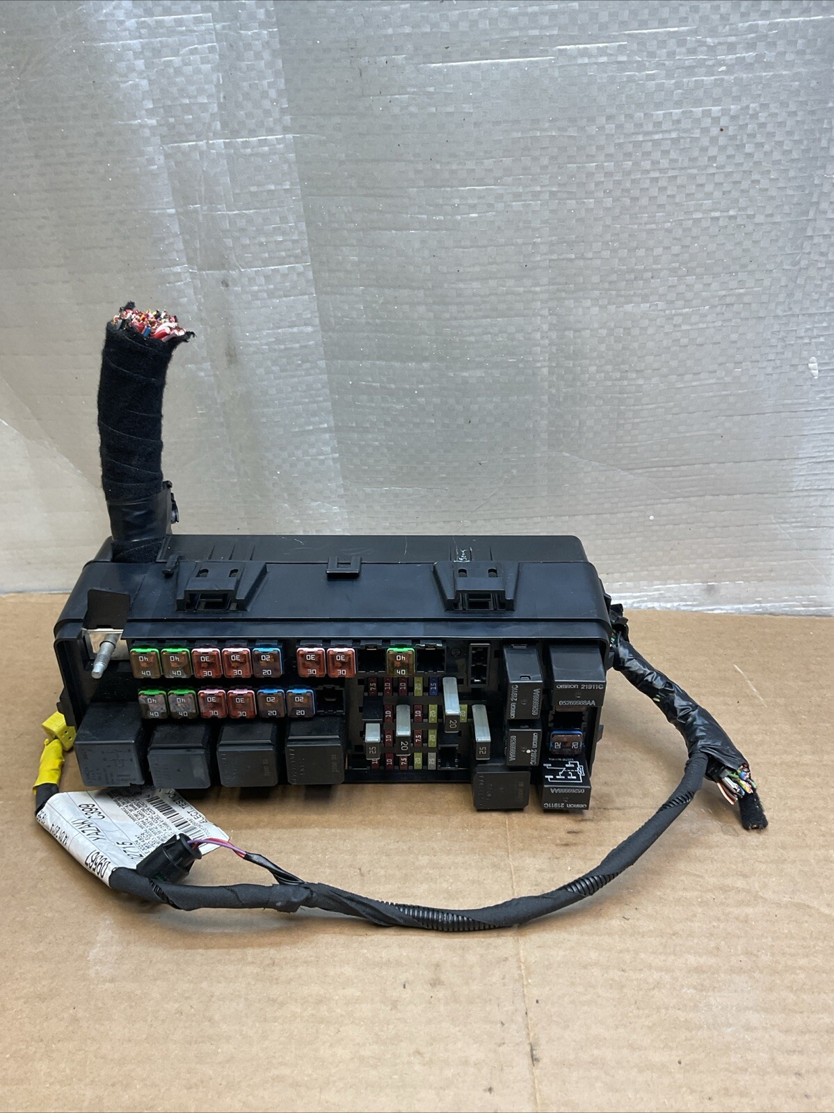14-21 Maserati Quattroporte Rear Trunk Main Wiring Harness Fuse Box Panel Oem