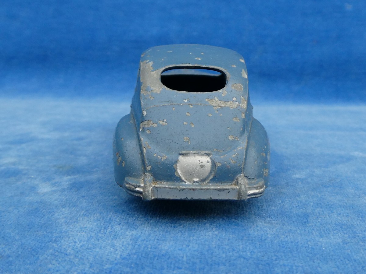 Dinky Toys - 1:43 - n° 24r - Peugeot 203 de 1951 - Catawiki