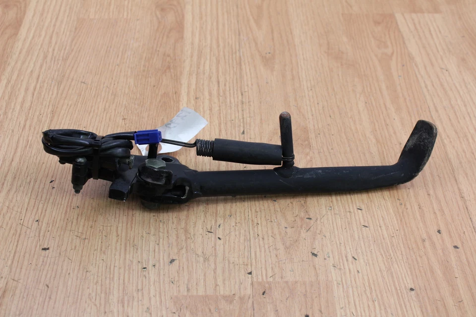 2006 YAMAHA FZ1 踢架/侧面 — 第 3/4 张图片