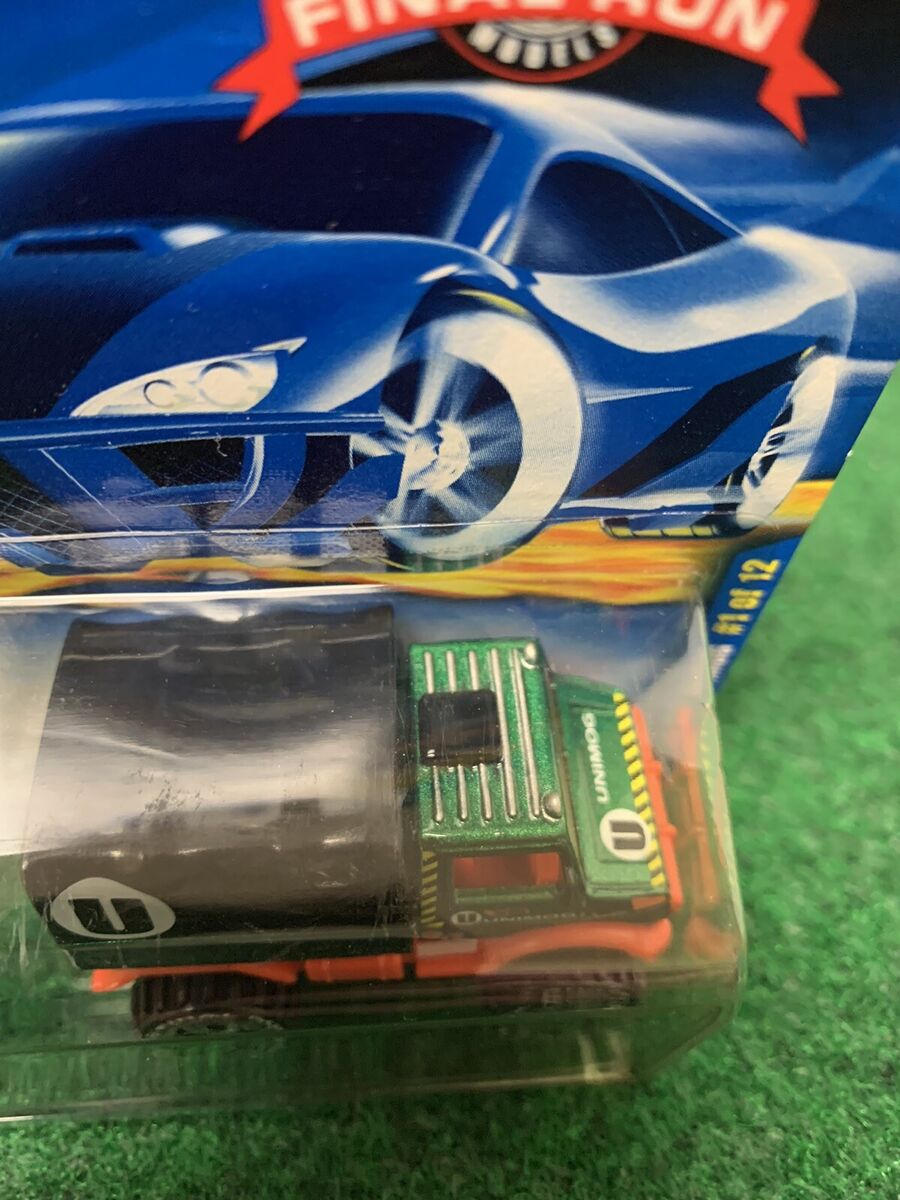 Hot Wheels 2001 Last Production Run Mercedes-Benz Unimog-New Hot Wheels 2001 Last Production Run Mercedes-Benz Unimog-New