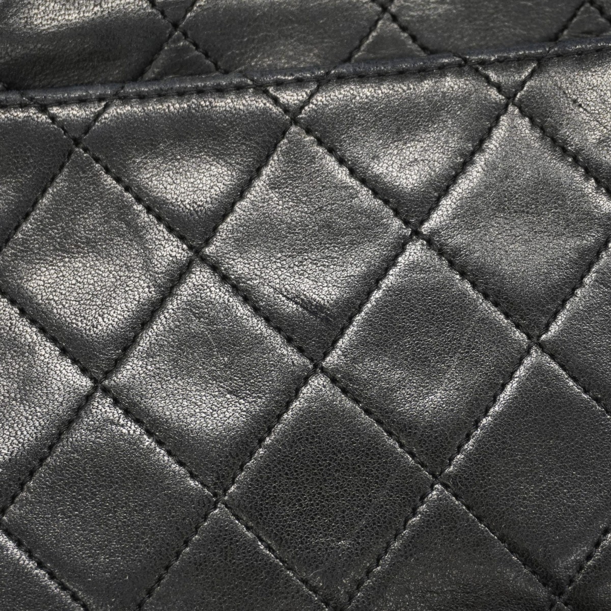 Auth [6ba1008-k] CHANEL Shoulder Bag Matrasse WChain Lambskin Black Gold met... thumbnail 12