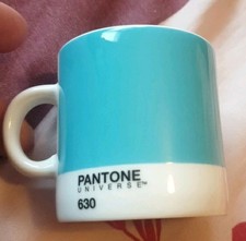 Pantone Universe Bone China Espressotasse Becher blau 630
