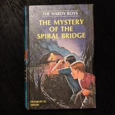 45 Mystery Spiral Bridge (1966/71): Vintage Hardy Boys Book