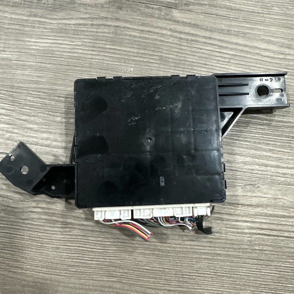 Módulo de controle de temperatura Toyota Highlander 2008-2009 fabricante de equipamento original 88650-48330 - Imagem 3 de 4